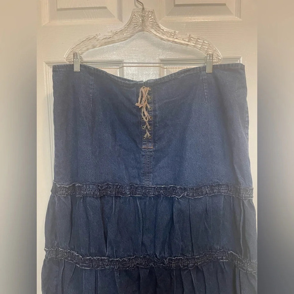 Starwear Jeans Denim Tiered Lace Up Front Skirt Women’s Size 16 100% Cotton - Picture 2 of 8